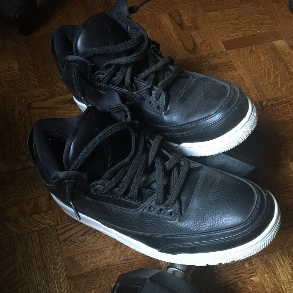 Used Air Jordan 3 - Black & White AKA Tuxedo / Black Friday Size 9.5